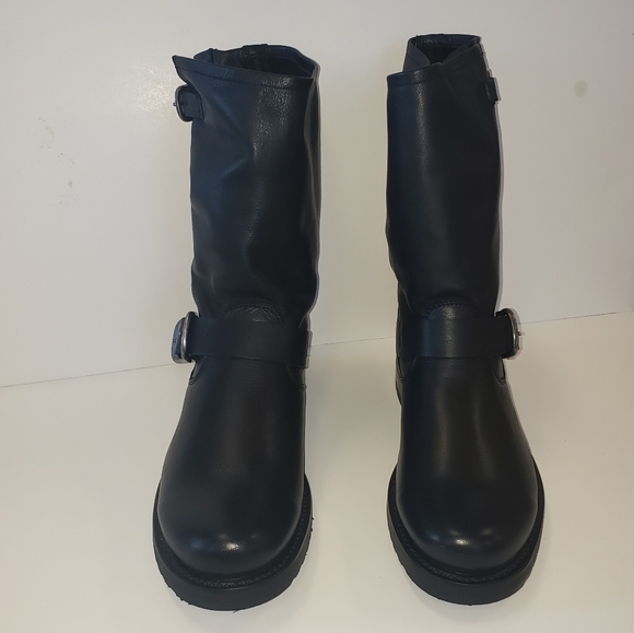 NWOT Frye Veronica Short Boots in Black - Picture 4 of 17